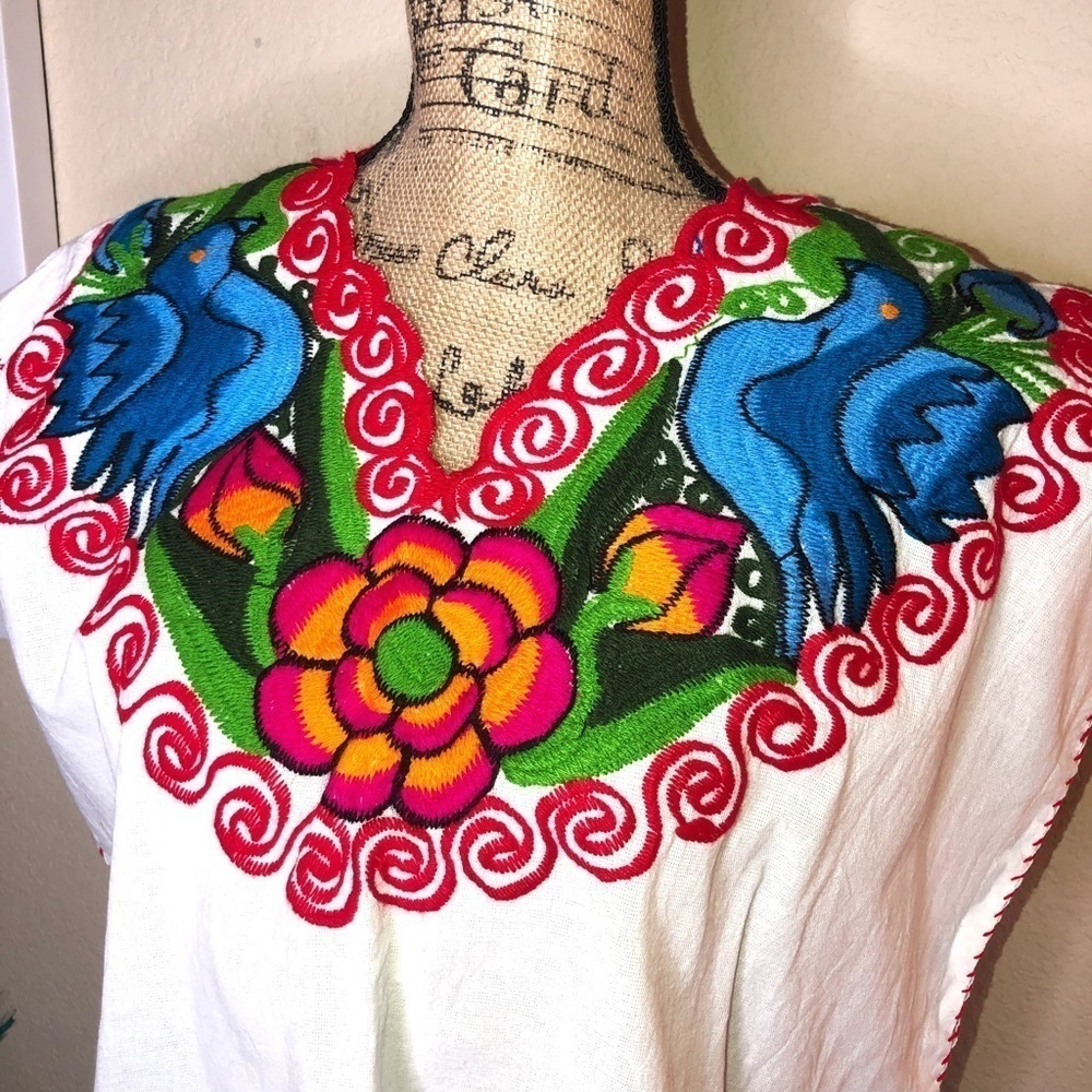 Authentic Mexican Floral Blouse White with Bright Color Embroidery & Birds Sz L - Picture 5 of 6